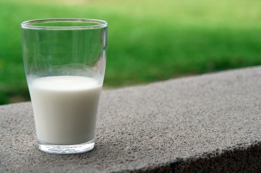 К чему снится молоко: Сонник миллера молоко