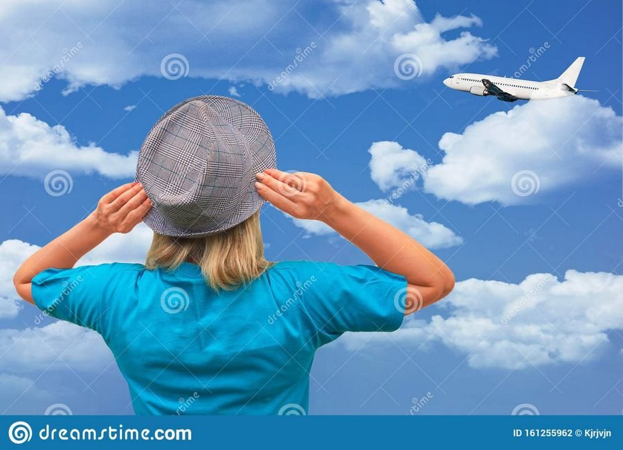 Сонник Летающие на самолете: К чему снится самолет женщине
